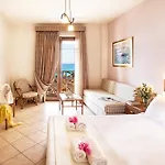 Aparthotel Paralio
