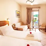 Aparthotel Paralio Possidi