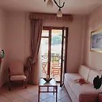 Aparthotel Paralio 3*