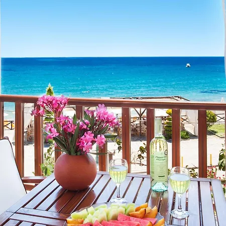Hotel Paralio