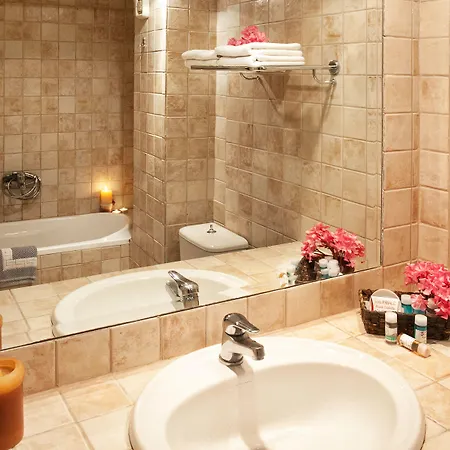 شقة فندقية Paralio 3*