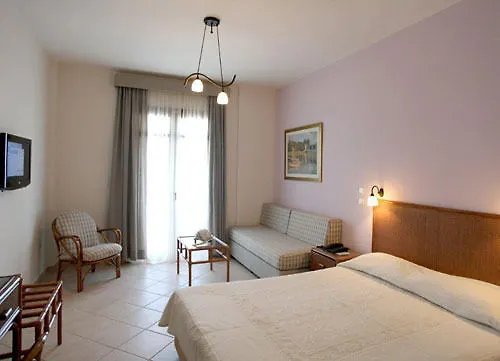 帕拉利欧酒店 3* 波塞蒂