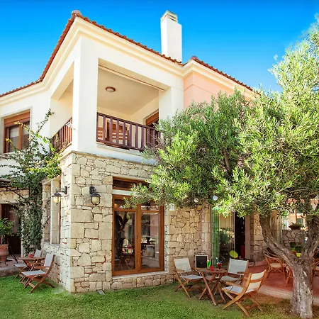 Aparthotel Paralio Possidi