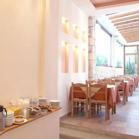 Aparthotel Paralio 3*