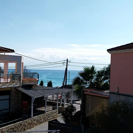 Paralio Aparthotel Possidi